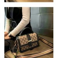 XU53803437